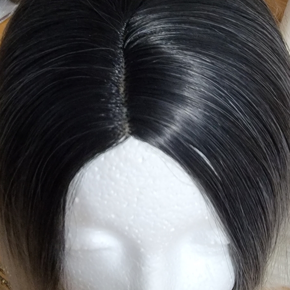 wig - Picture 4 of 5